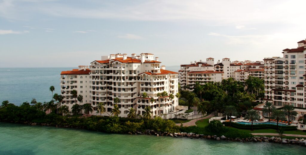 Who Lives on Fisher Island? The Ultimate Guide to Fisher Island Miami